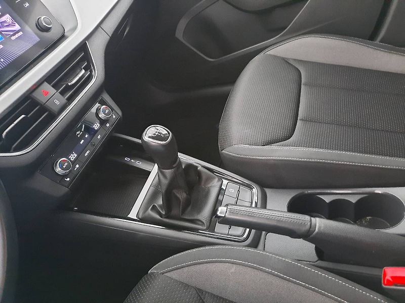 Škoda Scala (2022) Ambition 1.0 TSI (70kW/95k) - fotka 13 z 25