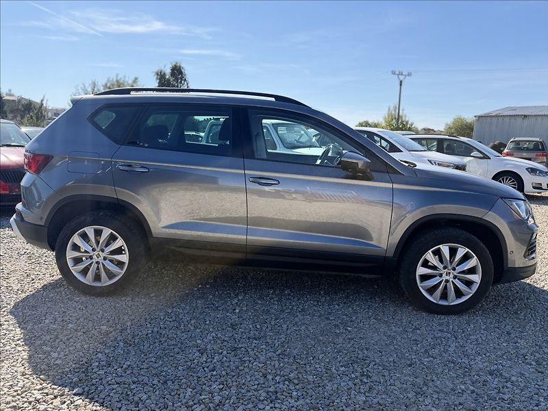 Seat Ateca TSI 81kW LED TAŽNÉ 30tKm - fotka 4 z 26