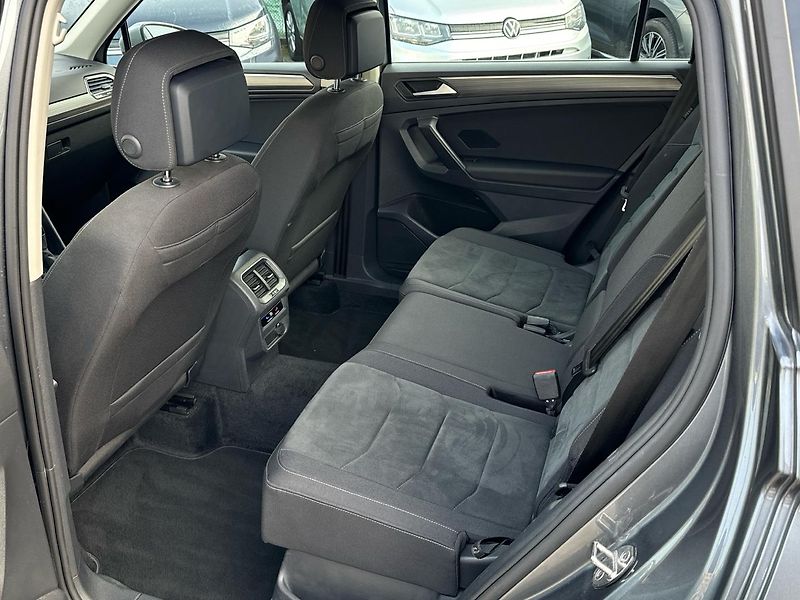 Volkswagen Tiguan Allspace Elegance 2.0 TDI 110 - fotka 13 z 25