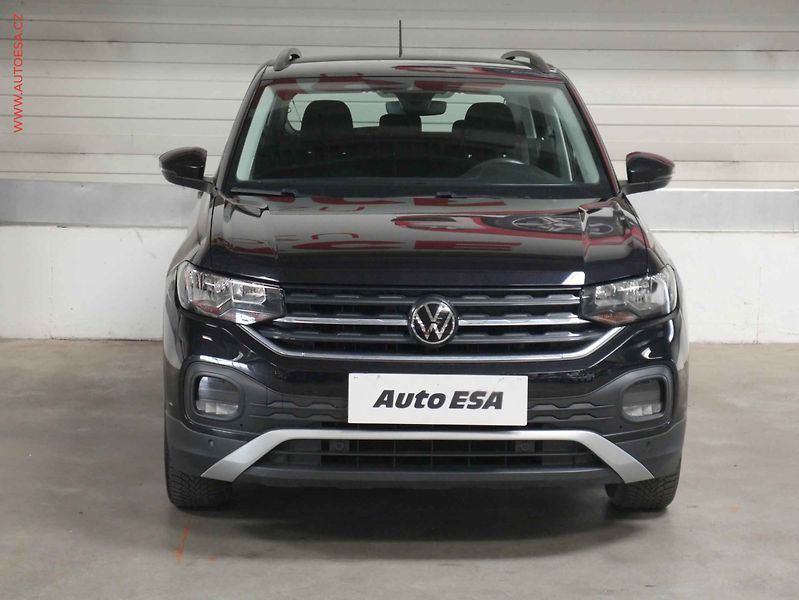 Volkswagen T-Cross (2023) 1.0 TSi, 2.maj,ČR, servis - fotka 2 z 21