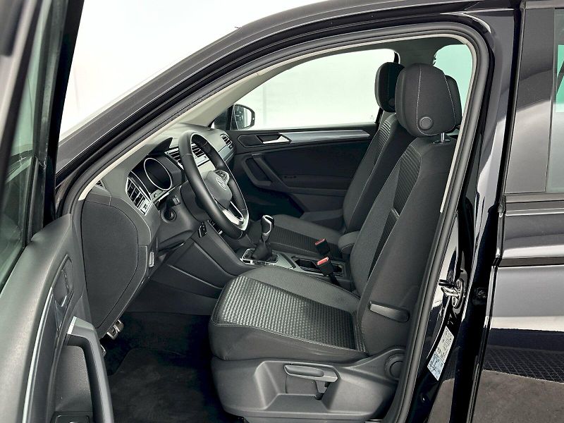 Volkswagen Tiguan (2022) 1.5 TSI 96kW, Tažné, Nezávislé - fotka 7 z 30