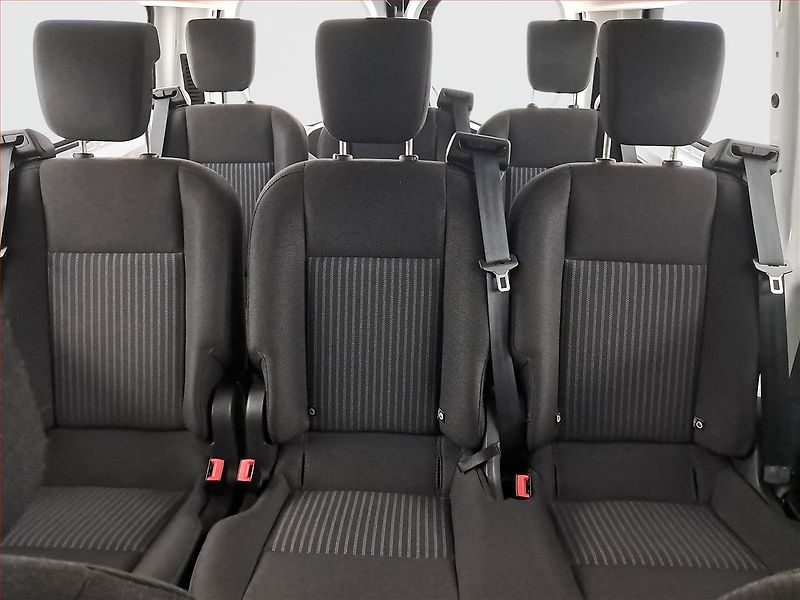 Ford Transit Custom (2017) Trend 2.0 EcoBlue, Bus, 9Míst - fotka 10 z 17
