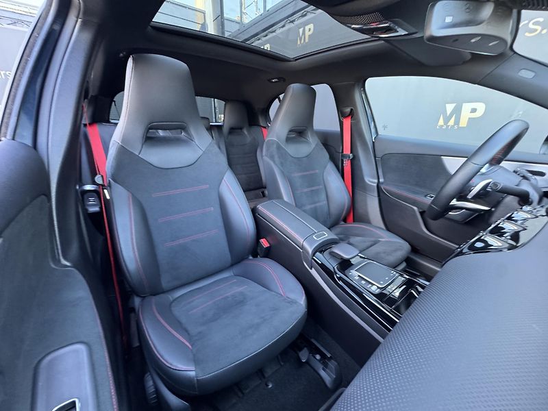 Mercedes-Benz Třídy A (2021) AMG 45 4MATIC+, MULTIBEAM  - fotka 20 z 56