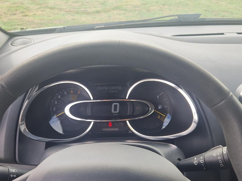 Renault Clio (2013) Renault Clio IV Grandtour  - fotka 14 z 22