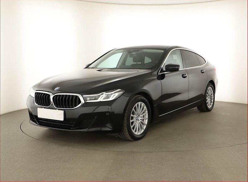 BMW Řada 6 (2022) 640i xDrive GT - fotka 2 z 18