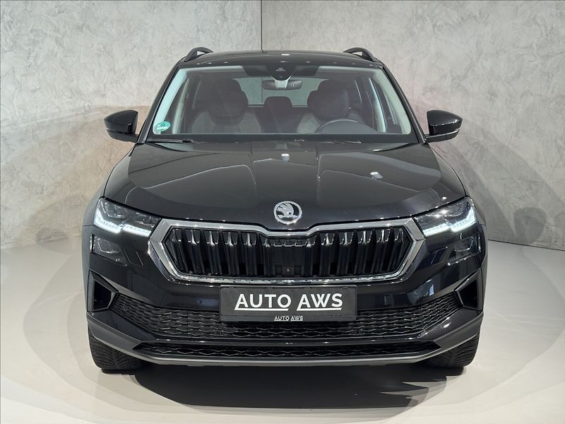 Škoda Karoq 2,0 TDi  DSG 4x4 Style Virtual - fotka 2 z 45