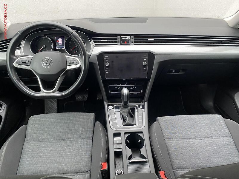 Volkswagen Passat (2021) 2.0 TDi, Business, DSG, TZ - fotka 8 z 19