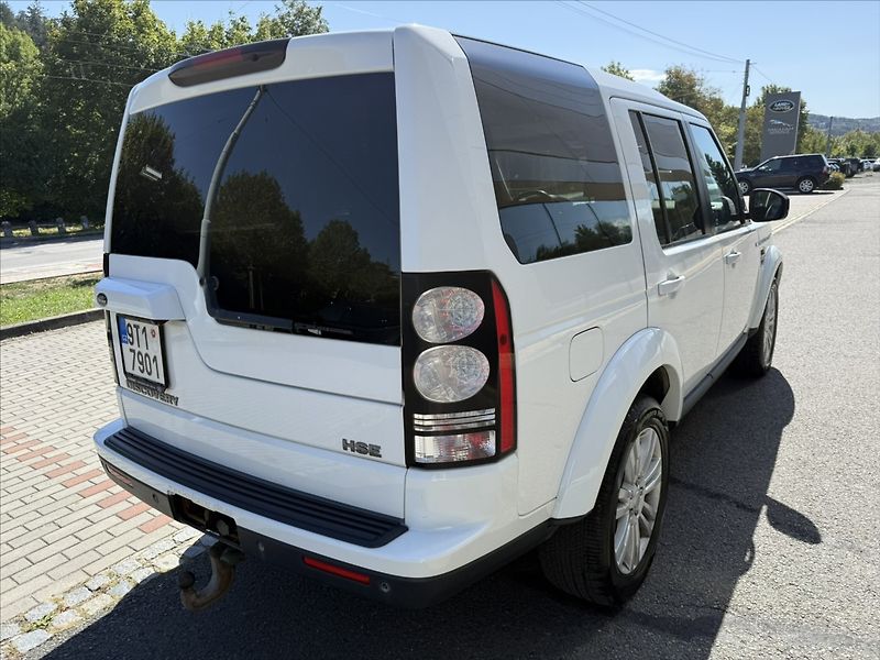 Land Rover Discovery 3,0 4 TDV6 HSE - fotka 5 z 23