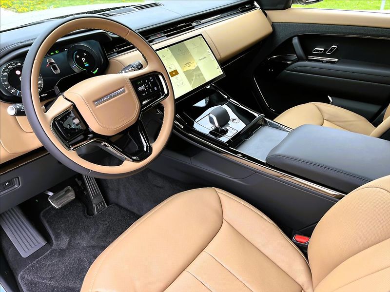 Land Rover Range Rover Sport (2026) 3,0 P550e AUTOBIOGRAPHY PHEV / - fotka 13 z 48