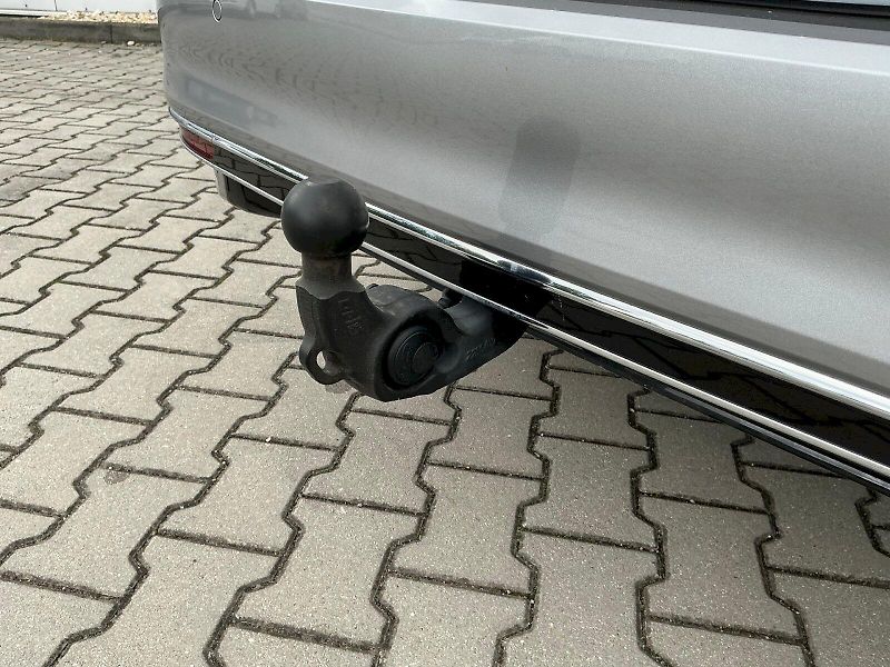 Volkswagen Passat (2021) 2.0 TDI DSG Elegance R-Line - fotka 22 z 22