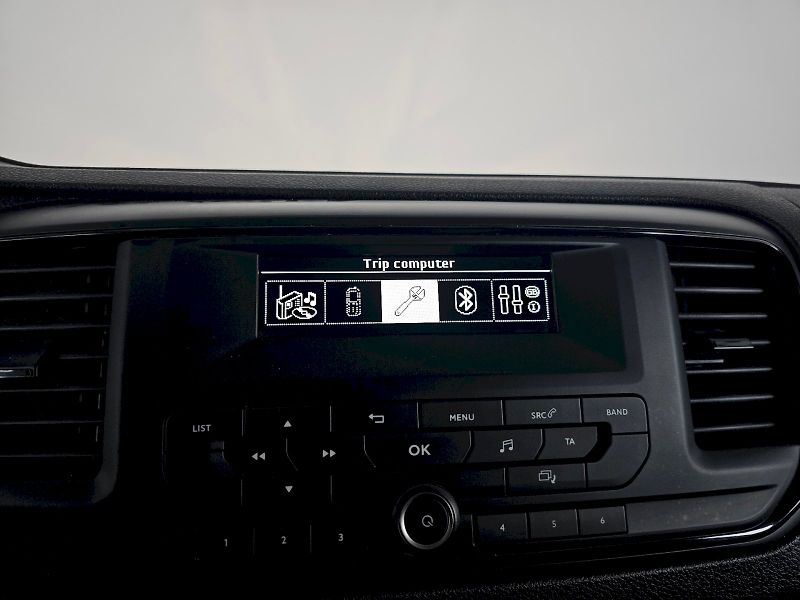 Toyota ProAce Verso (2022) 2.0D 140k L2 8S PROFESIONAL CO - fotka 11 z 24
