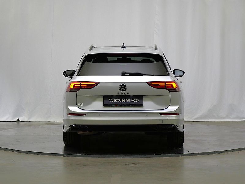 Volkswagen Golf - fotka 6 z 24