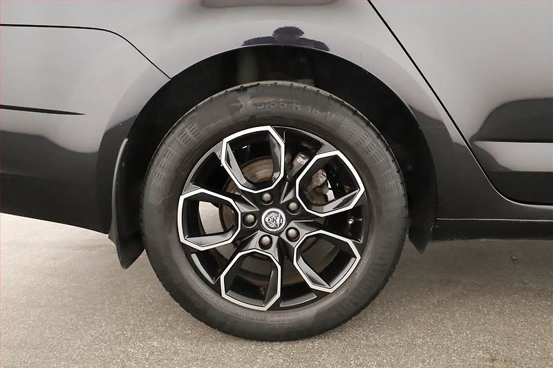 Škoda Octavia (2018) 1.4 TSI, ČR,1.maj, Tempomat - fotka 14 z 14