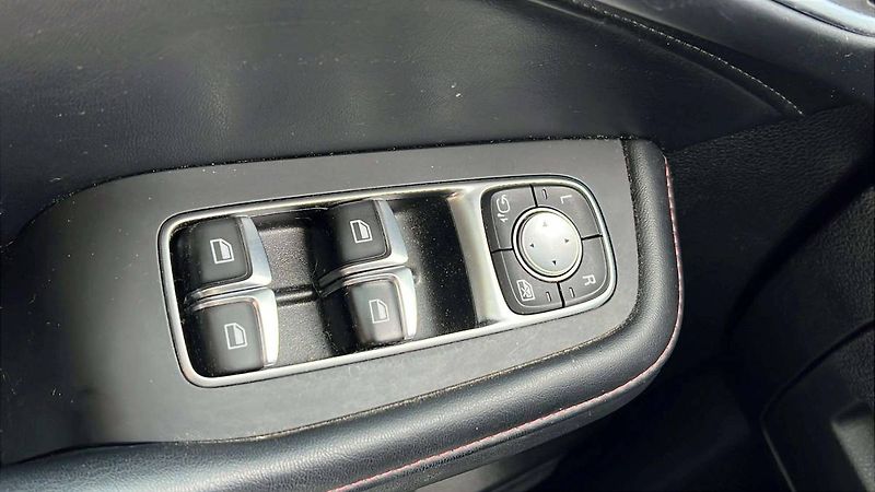 MG HS Emotion 1.5 T-GDI MT6 (119kW)/ - fotka 25 z 37