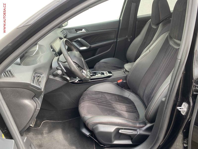 Peugeot 308 (2021) 1.2 PT, GT, AT, LED, panor - fotka 9 z 18