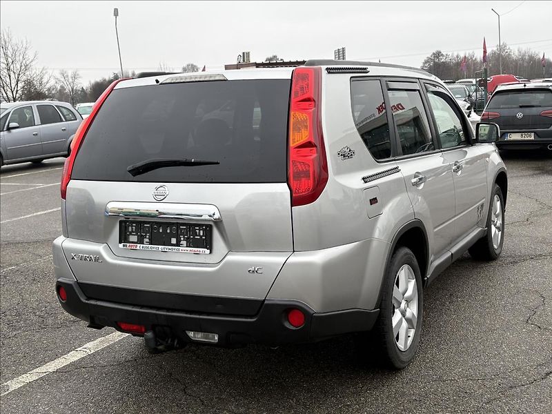 Nissan X-Trail 2,0 dCi 127kW 4x4 Výbava,Or.Km - fotka 2 z 35