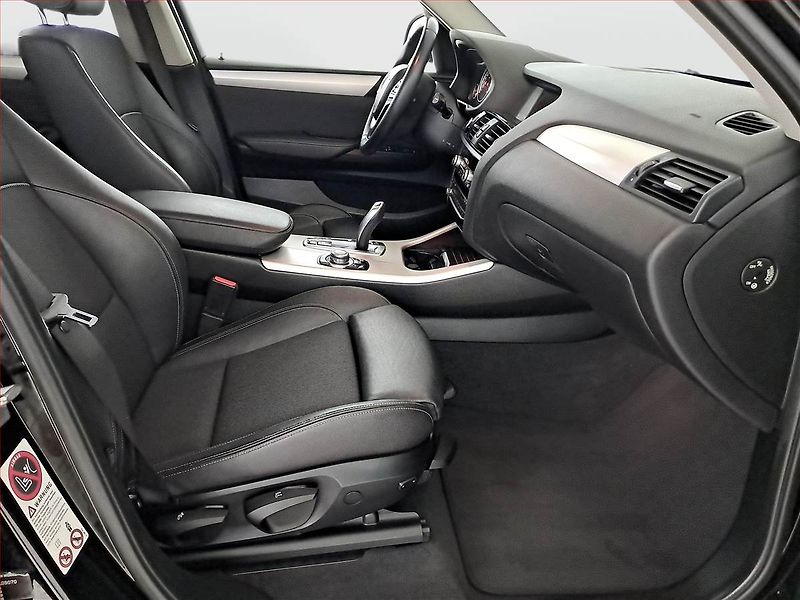 BMW X3 (2014) xDrive20d, 4X4, Automat - fotka 9 z 19