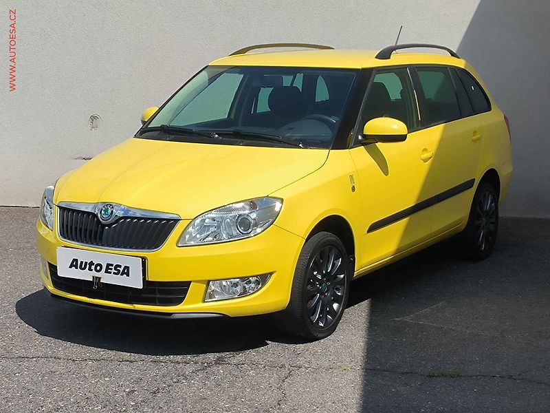 Škoda Fabia (2013) 1.2 TSi, Style, +ALU - fotka 3 z 17