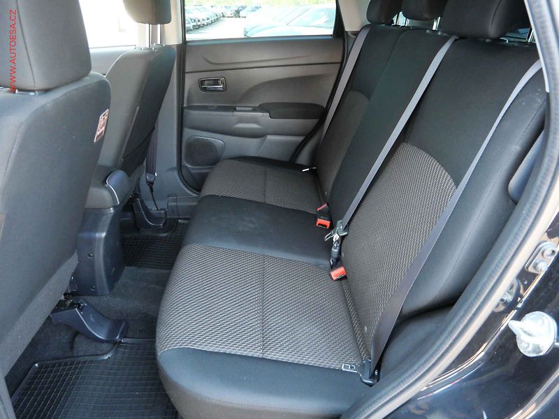 Mitsubishi ASX (2016) 1.6i 16V, ČR, AC, tempo - fotka 10 z 17