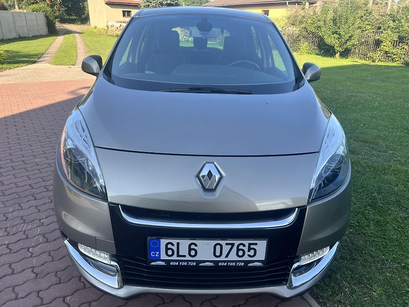 Renault Scénic 1.2TCE 85KW,KůŽE,NAVI,2xKOLA - fotka 2 z 44