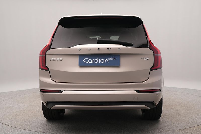 Volvo XC90 (2026) T8 AWD Plug-in DARK PLUS 7m - fotka 11 z 27