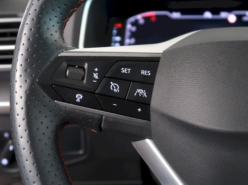 Seat Tarraco (2024) FR4 2.0TDI 147KW 4x4 DSG WEBAS - fotka 18 z 47