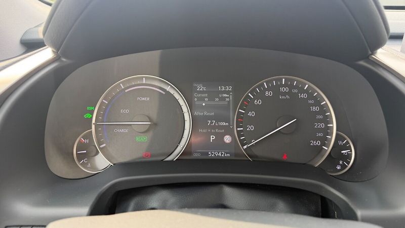 Lexus RX 450h 450H 3,5 HEV LUXURY - fotka 17 z 30