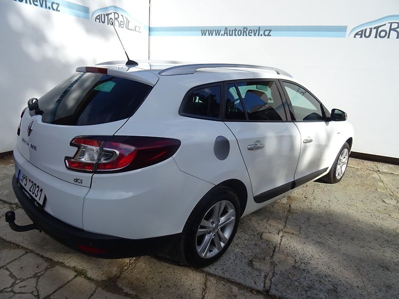 Renault Mégane (2011) 1.9DCi,96kW,S.kn,tažne,navi - fotka 4 z 23