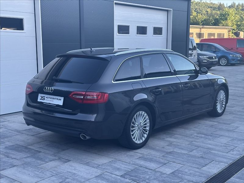 Audi A4 3,0 TDI 204PS  Ambiente A/T - fotka 5 z 49