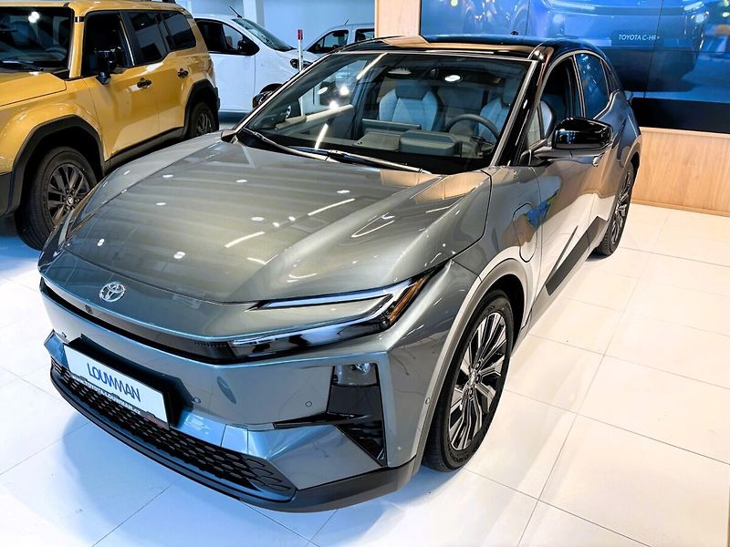 Toyota C-HR 4X4  Executive VIP 343k - fotka 3 z 7