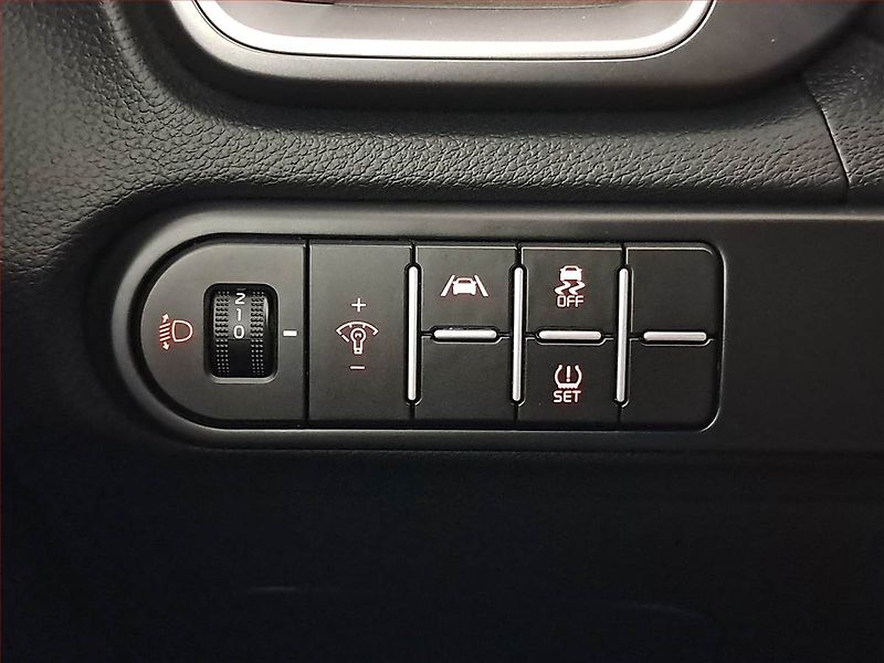 Kia Ceed (2023) Spin 1.0 T-GDI, SPIN, DPH - fotka 23 z 23