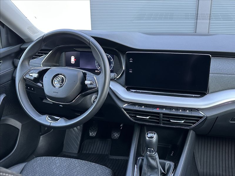 Škoda Octavia 1,5 TSI 150PS  Style M/T - fotka 23 z 60
