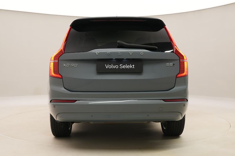 Volvo XC90 B5 AWD CORE AUT CZ - fotka 12 z 58