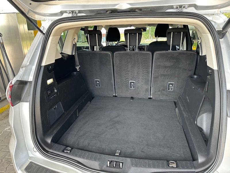 Ford S-MAX (2016) 2.0TDCi NAVI,GARANCE KM - fotka 17 z 17