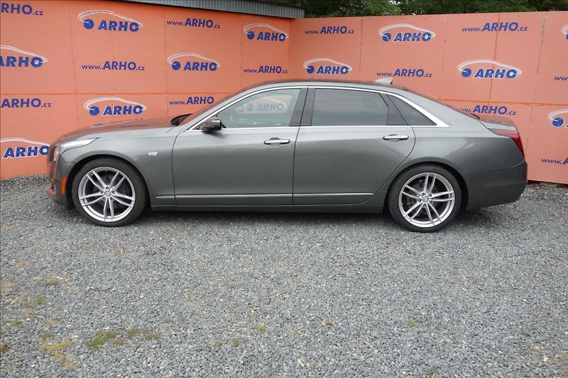 Cadillac CT6 3,6 i V6 250KW,SERV.KN.,AWD. - fotka 4 z 56