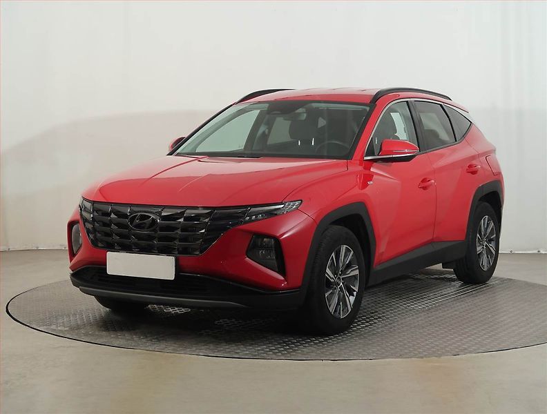 Hyundai Tucson (2022) 1.6 T-GDI - fotka 2 z 14
