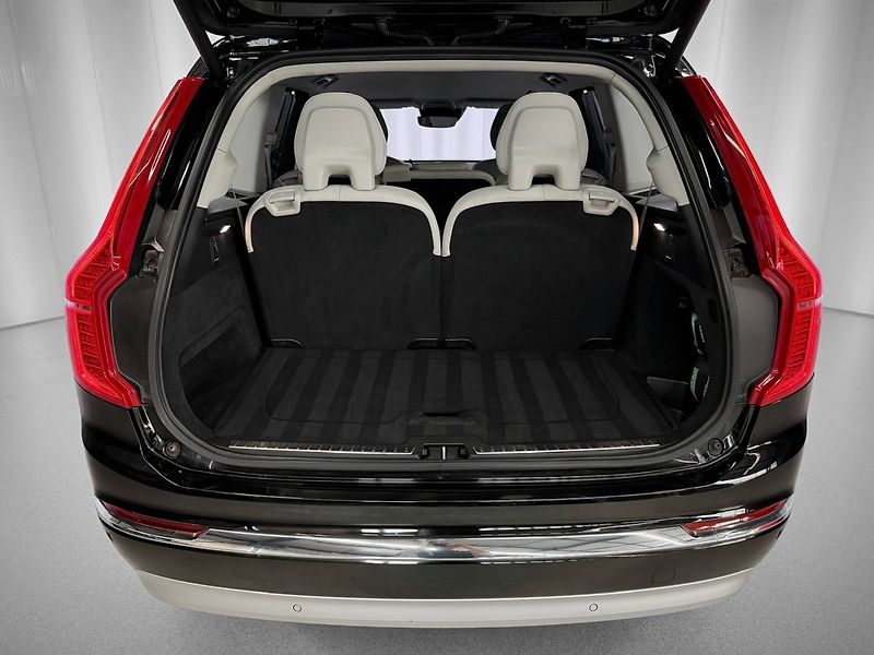 Volvo XC90 B5 AWD INSCRIPTION, HIGH BEAM, - fotka 26 z 28