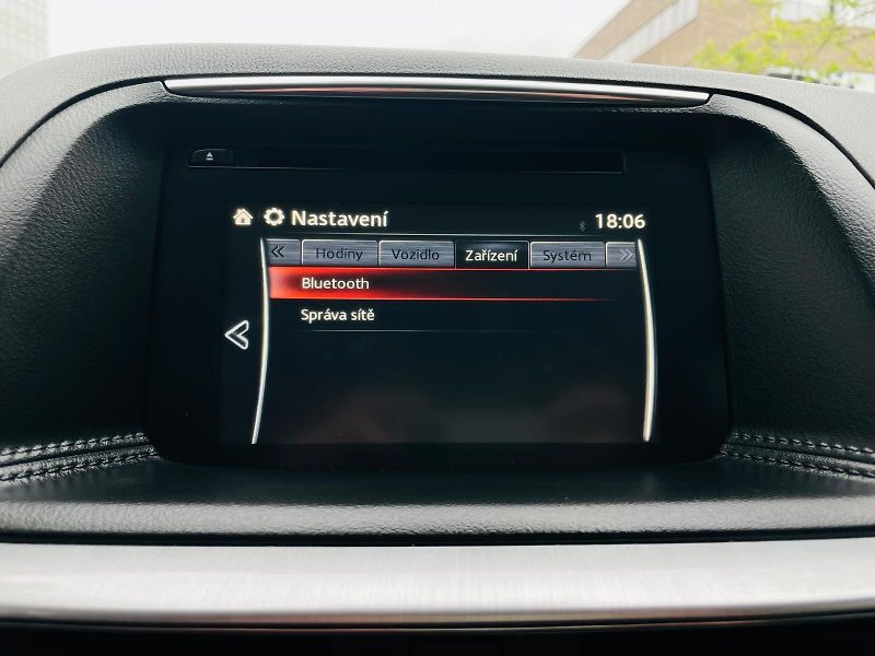 Mazda CX-5 2.0i VÝHŘEV SENZORY TAŽNÉ 2WD  - fotka 41 z 46