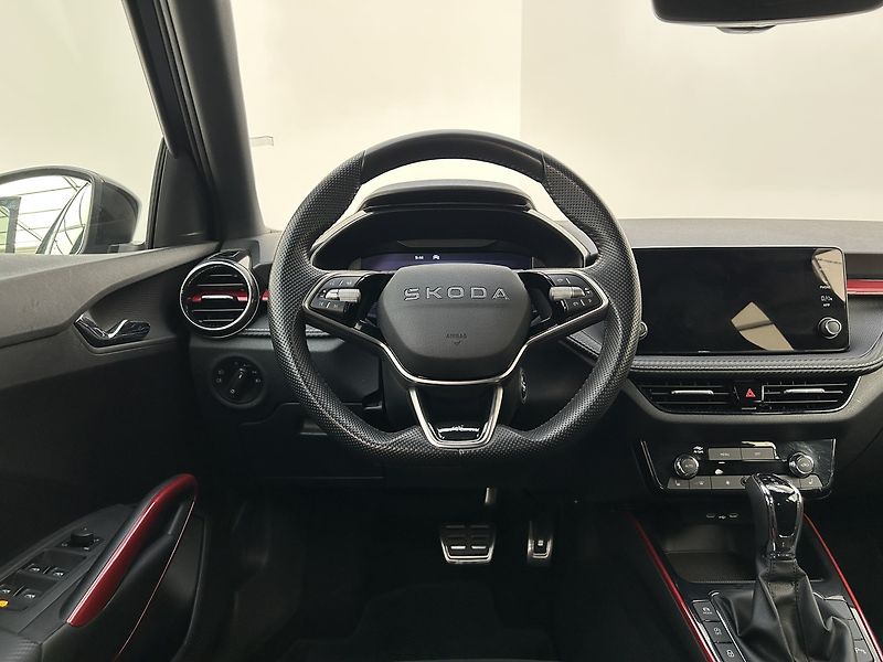 Škoda Fabia 1.5 TSI Monte Carlo - fotka 29 z 29