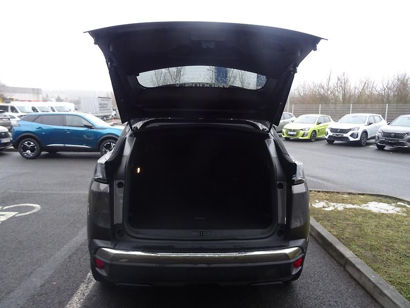 Peugeot 3008 (2022) ALLURE 1.5 BHDi S&S 130k EAT8 - fotka 17 z 73