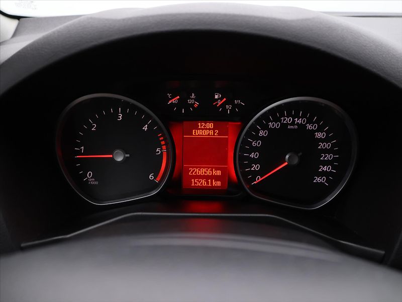 Ford Mondeo 1.6 TDCi 85kW Aut.Klima Navi - fotka 16 z 28