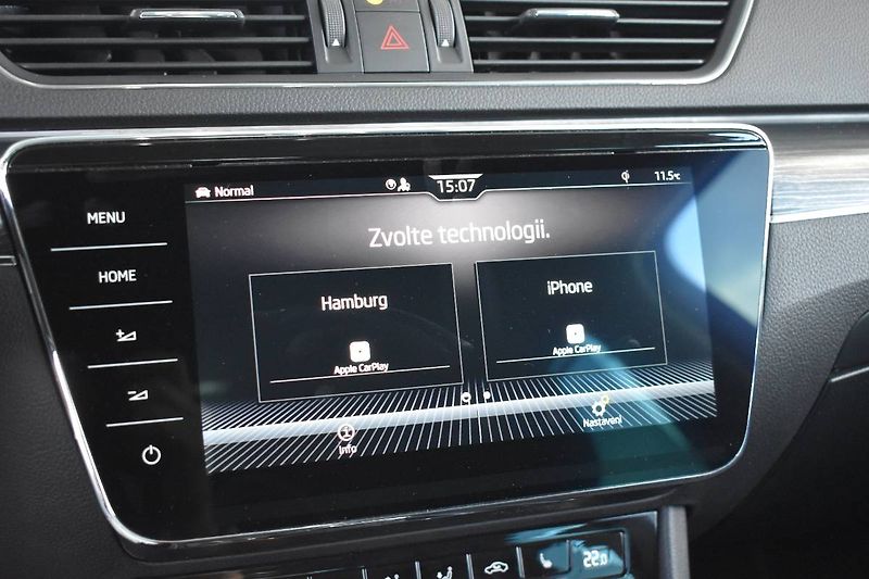 Škoda Superb (2022) 2.0TDI 110kW, DSG, Webasto - fotka 22 z 30