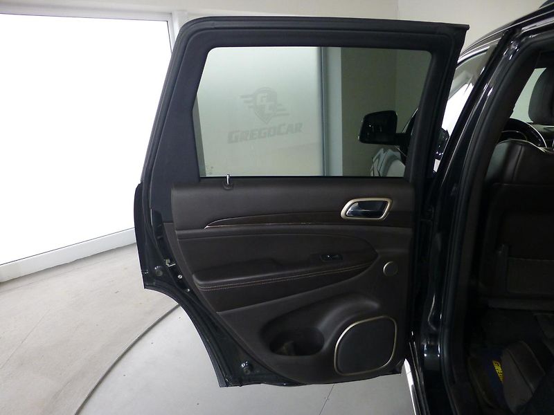 Jeep Grand Cherokee (2013) 3,0CRDI*VYHŘ.S*PARK.KAME*XENON - fotka 15 z 28