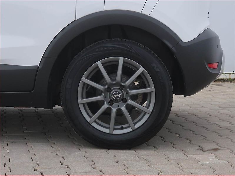 Opel Crossland X (2018) 1.2 Turbo, Automat, Serv.kniha - fotka 15 z 17