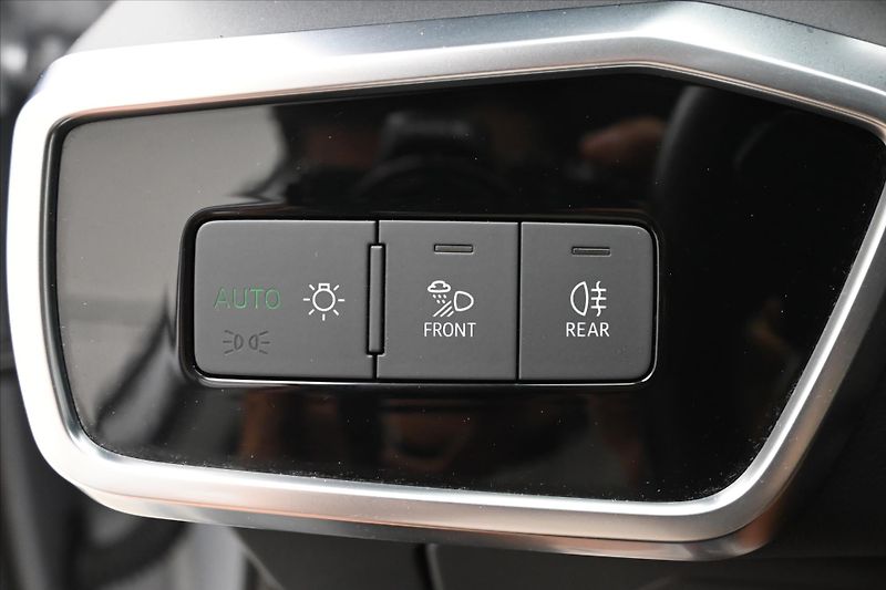 Audi A6 2,0 TDI 150 kW S-Tronic Záruka - fotka 25 z 31