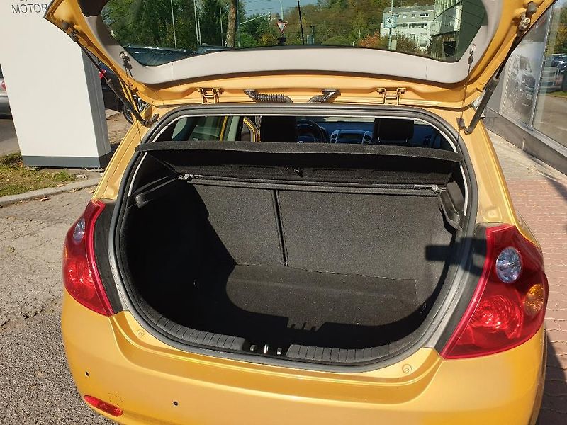Kia Ceed (2008) HB 1.6CRDi AT Exclusive - fotka 16 z 16