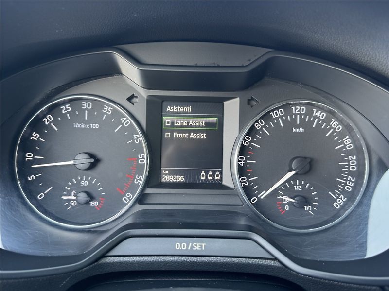 Škoda Octavia 2,0 TDI STYLE 2.maj. původ ČR - fotka 28 z 50