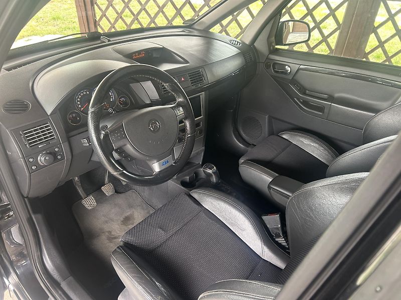 Opel Meriva (2006) 1,6i OPC 132kW - fotka 23 z 44
