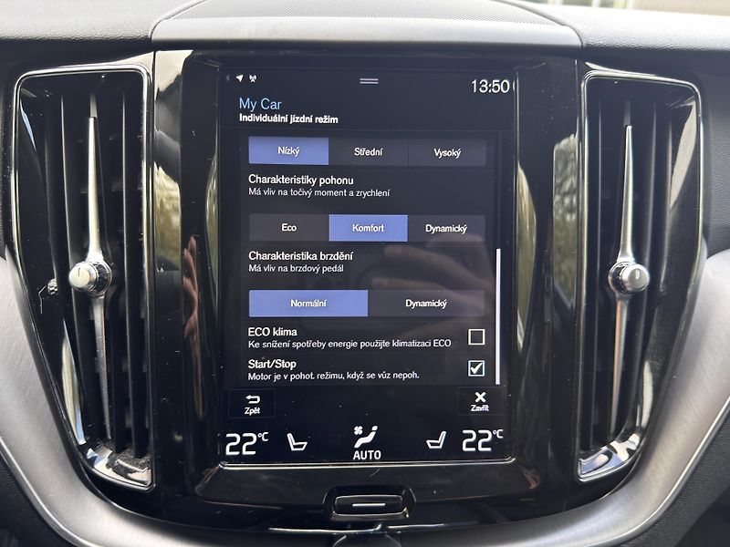 Volvo XC60 B5 AWD / ČR / 1. maj // výhřev - fotka 35 z 42