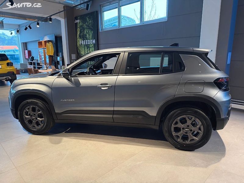 Jeep Avenger (2026) Longitude 1.2 Turbo 100 MT6 - fotografie inzerátu
